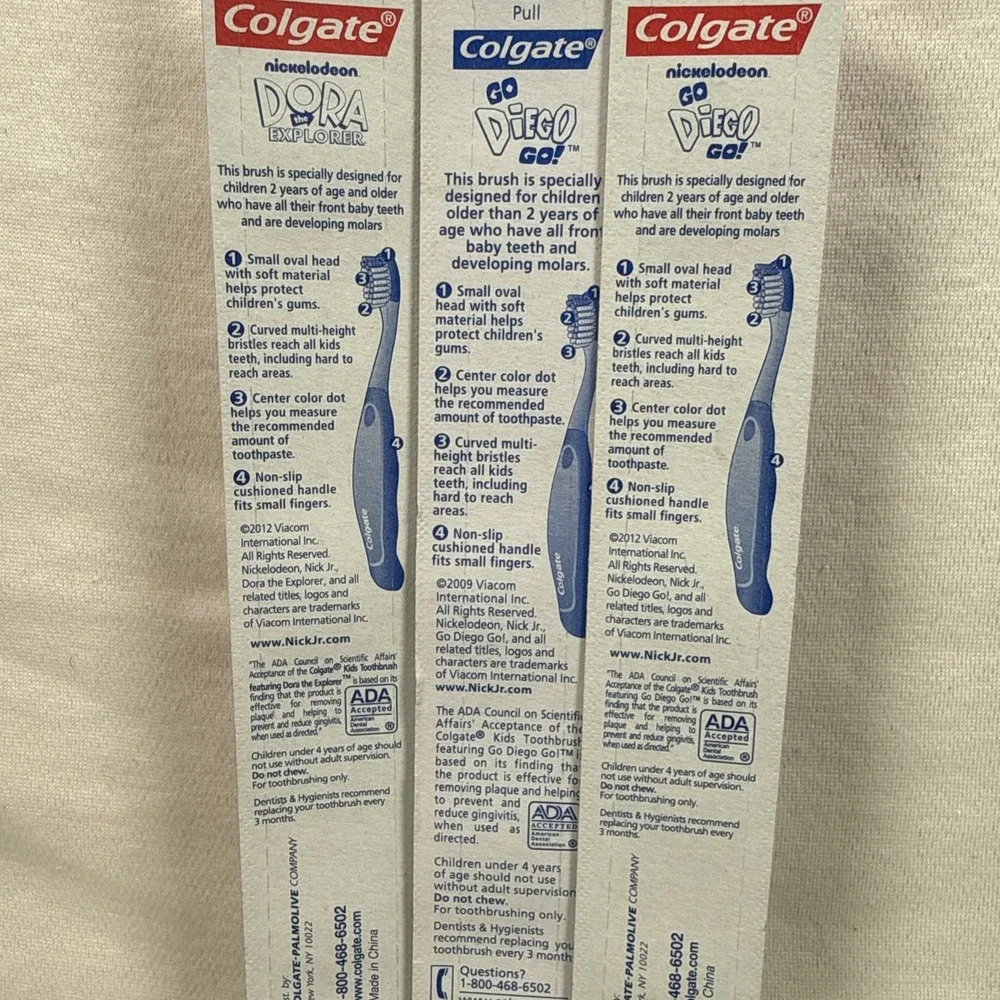 3 Colgate Kids Toddler Toothbrush Ages 2+ Dora & Go Diego Go Extra Soft RARE NOS